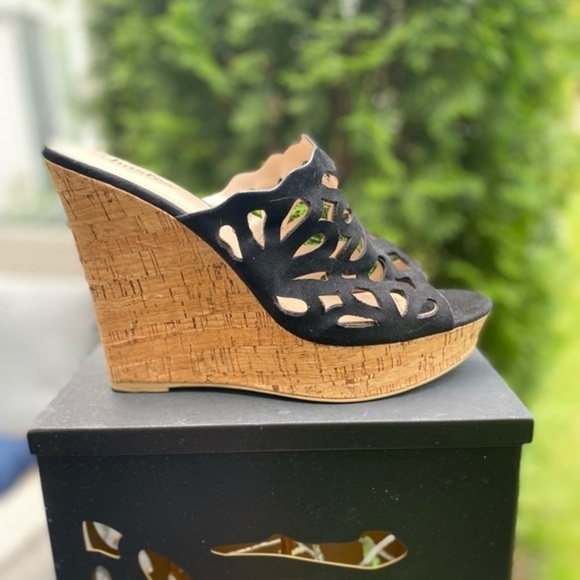 Charles By Charles David Cork Black Wedge Mules - Picture 1 of 10